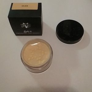 Bnib Kat Von D lock it setting powder